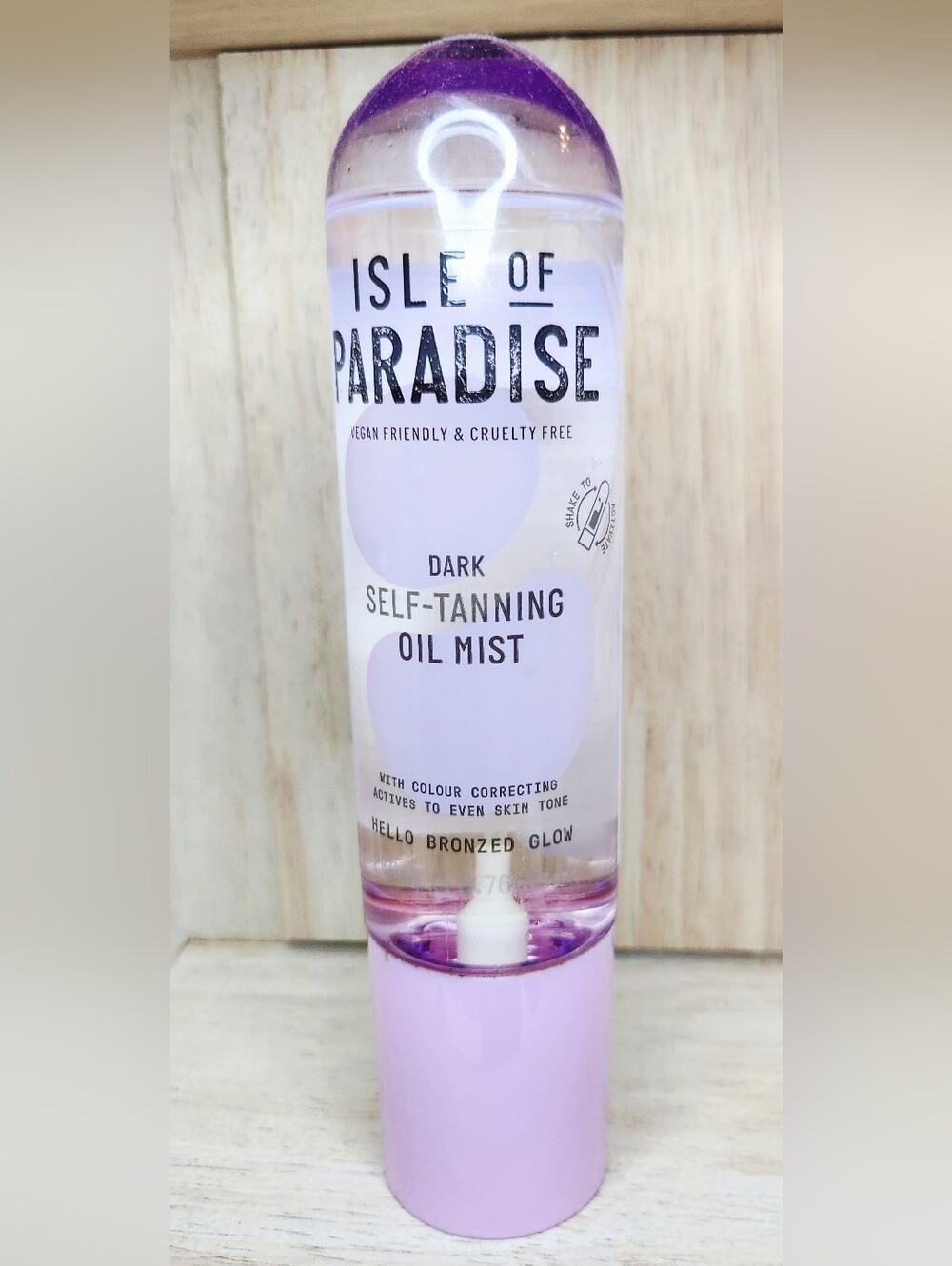Isle of Paradise Dark Self-Tanning Oil Mist .